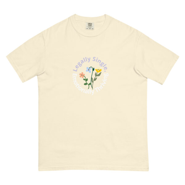 Legally Single Emot Thriv'ng - Unisex heavyweight T-shirt - MB Collection